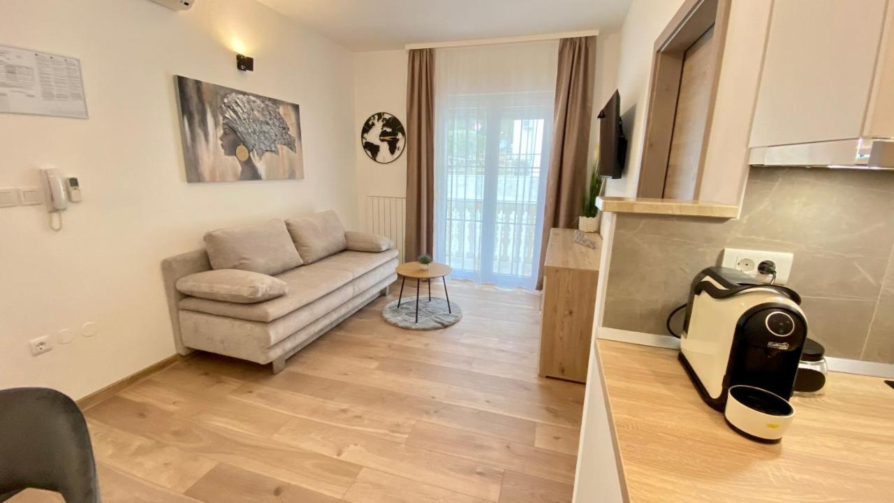 Apartment Komljenovic Pula Bagian luar foto