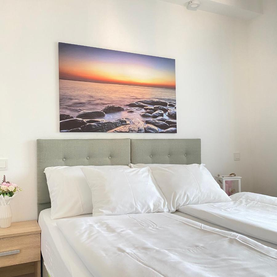 Apartment Komljenovic Pula Bagian luar foto